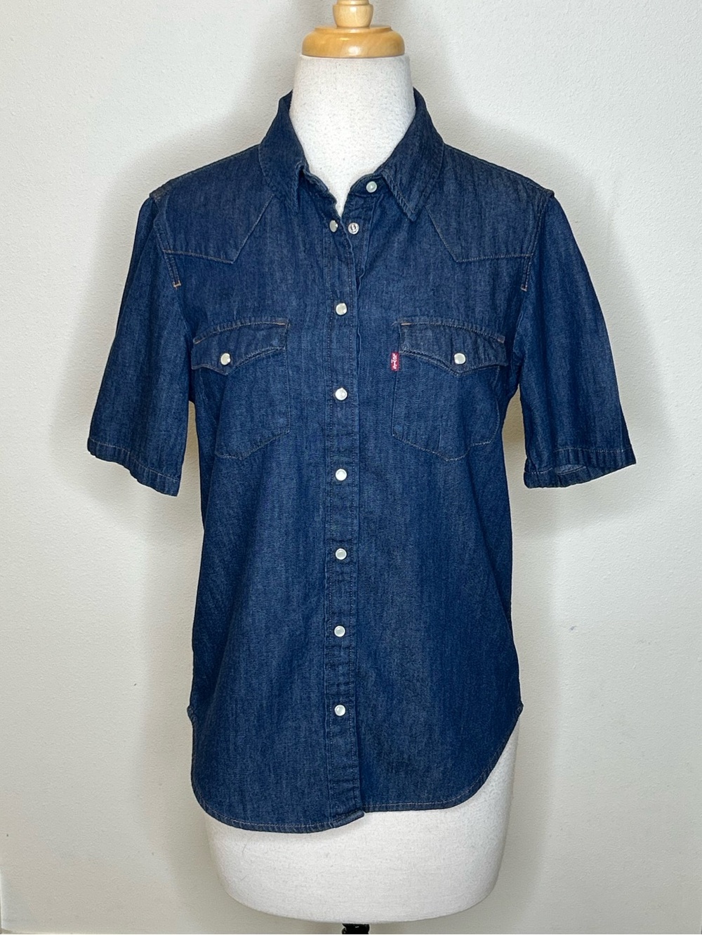 Levi's Women’s Short-Sleeve Indigo Denim Western Shirt Size S/P